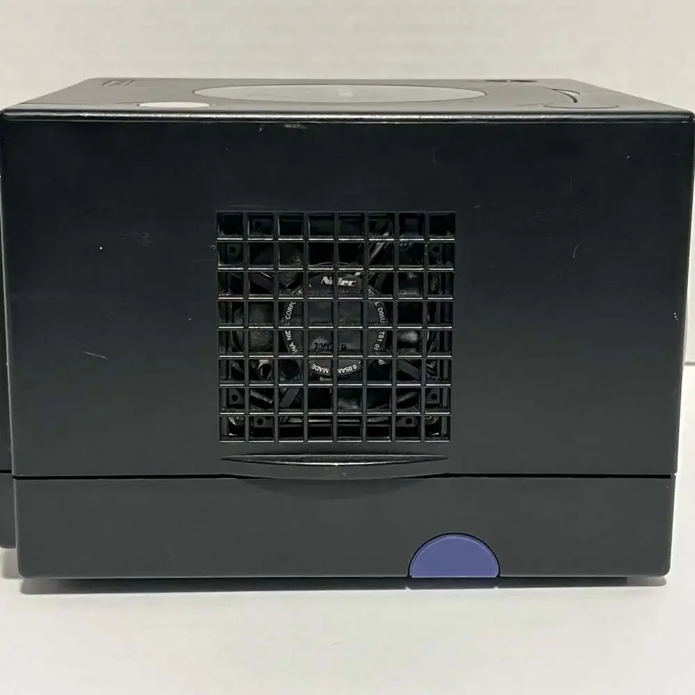 Nintendo GameCube DOL-001 Black Console Turn on Won’t Read Discs